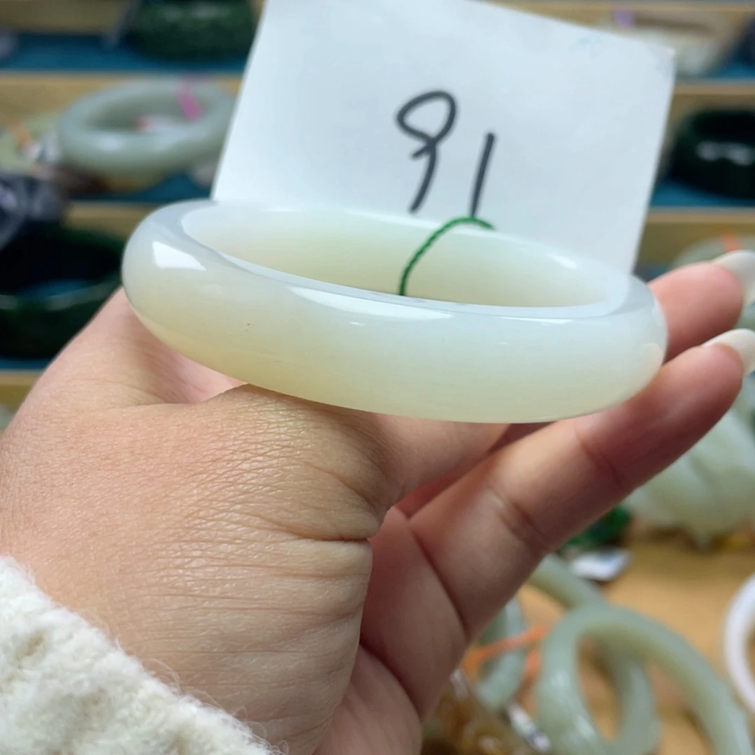 未镶嵌手镯和田玉圈口57