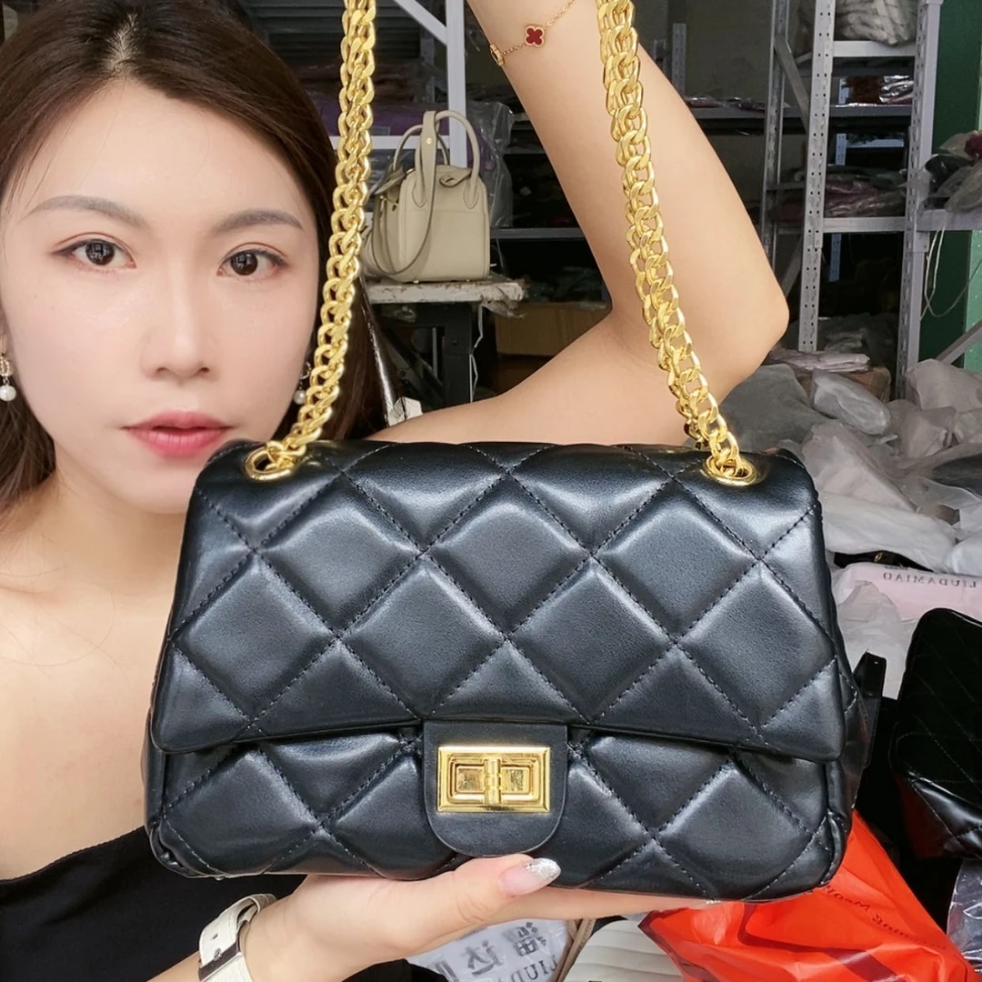 【闪购商品】牛皮（革）