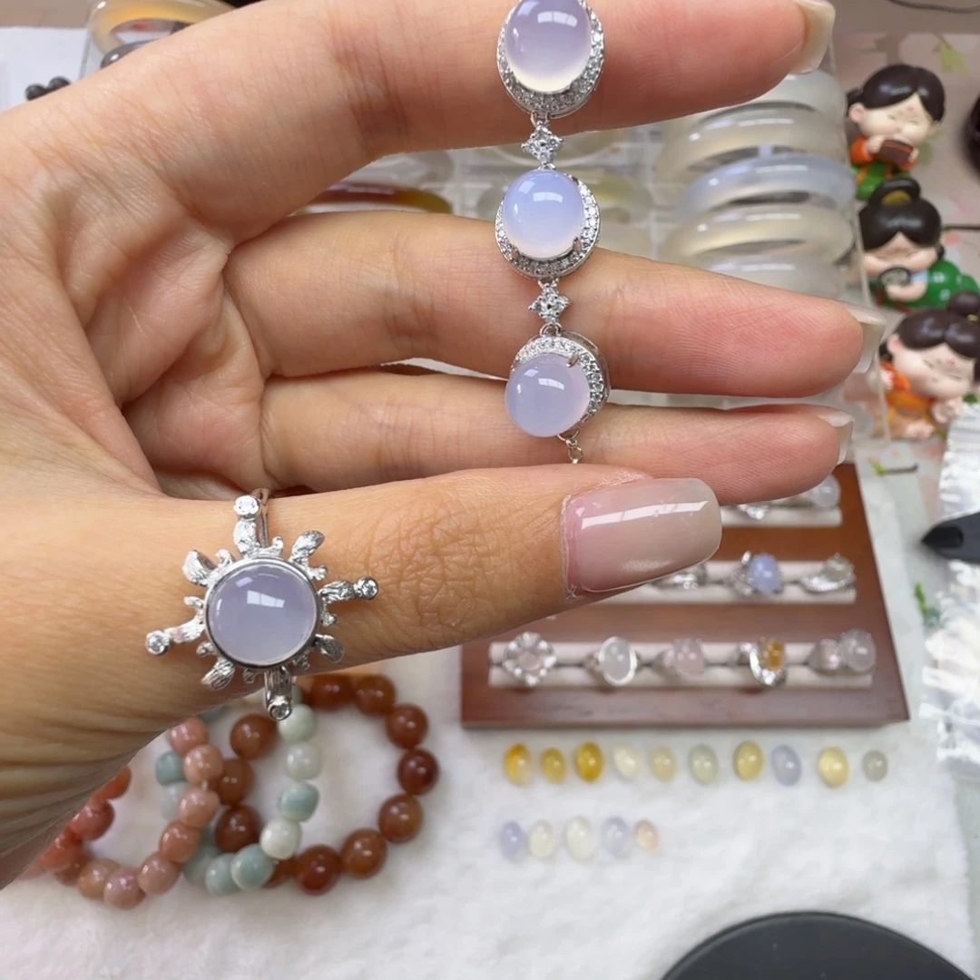 尕***燕玛瑙/玉髓银S925镶嵌手链