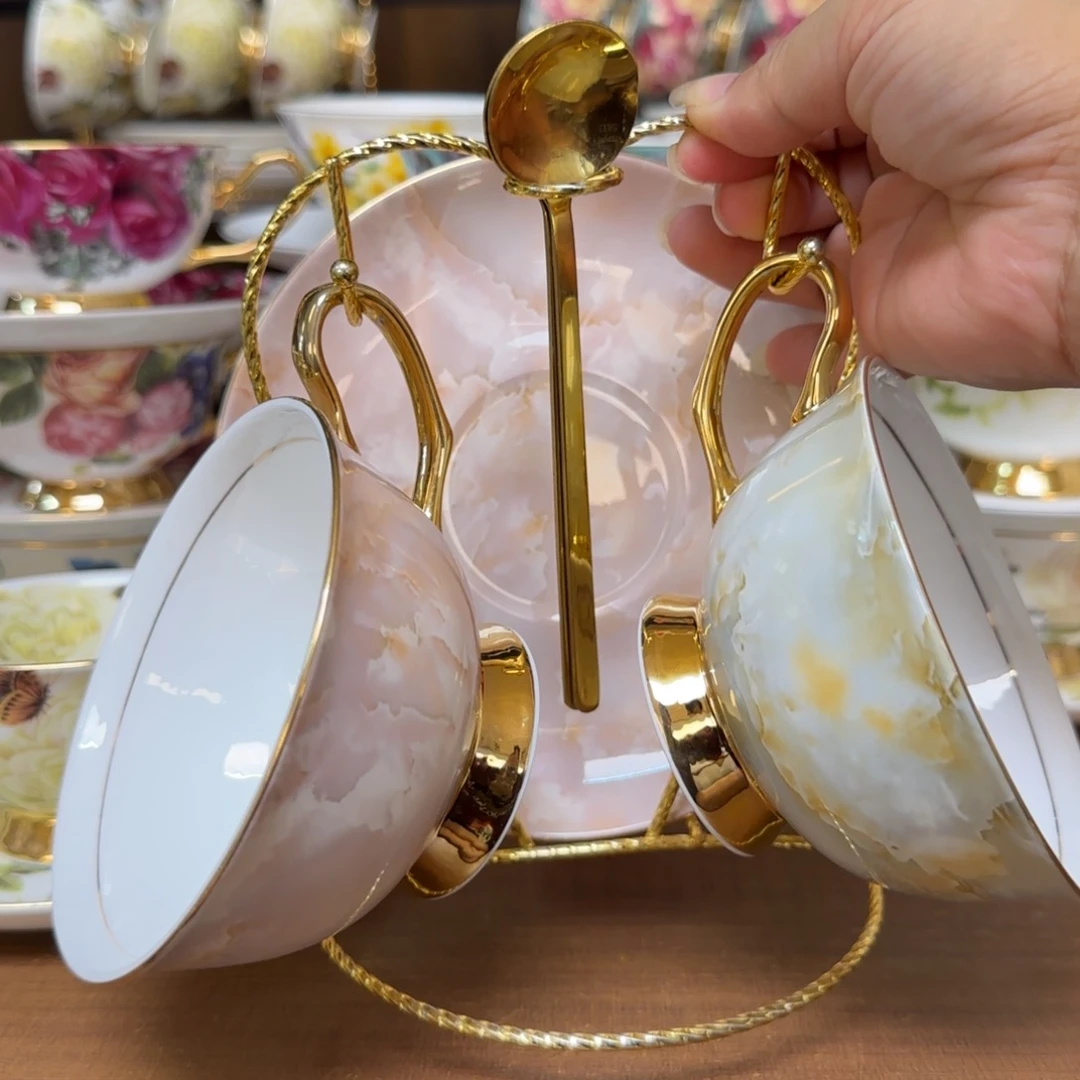 45%以上骨粉骨瓷粉色➕灰色两杯碟送杯架快递装