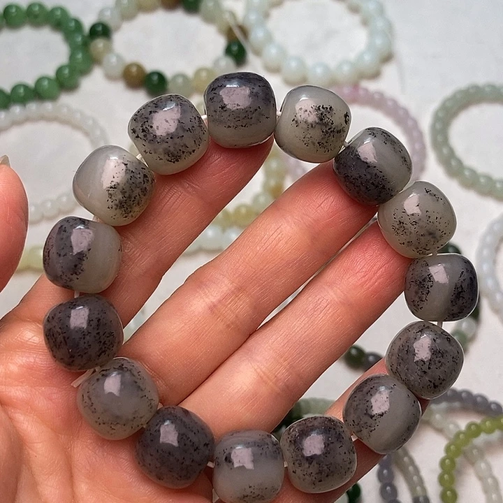 和田玉未镶嵌手链