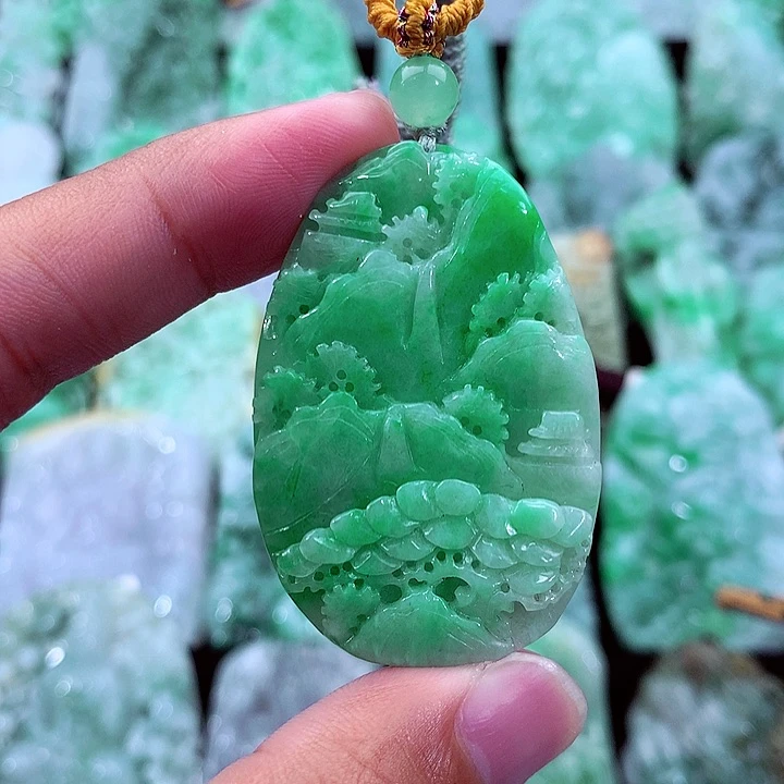 吊坠(不含链)未镶嵌翡翠