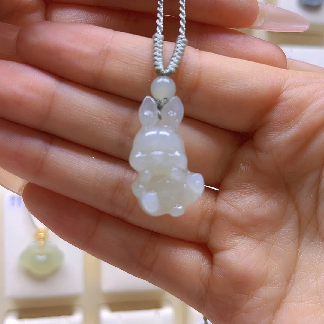 和田玉吊坠(赠链)未镶嵌