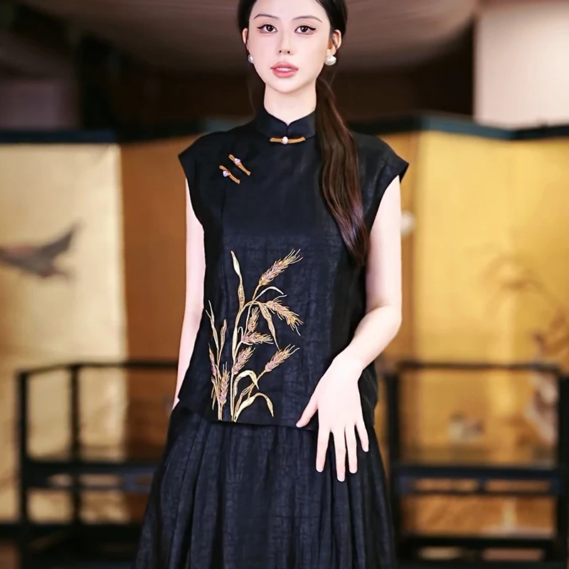 复古日记”金穗“手工高定钉珠法绣黑龟香云纱马夹套装25FA003