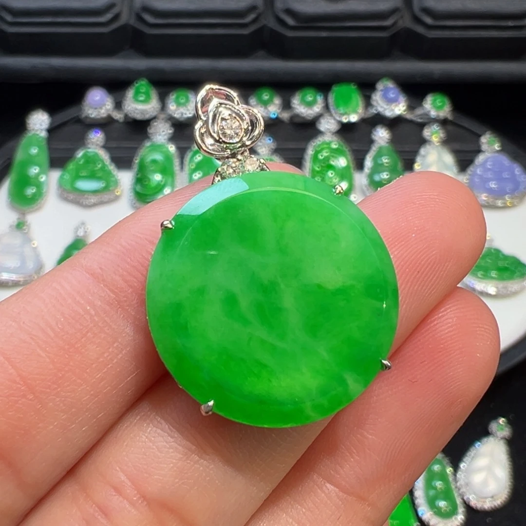 翡翠吊坠(不含链)18K金镶嵌收到货48小时鉴赏期