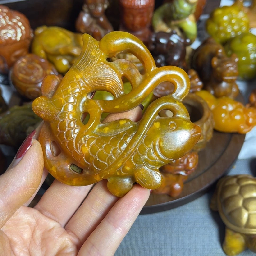 蛇纹石玉合金颈饰