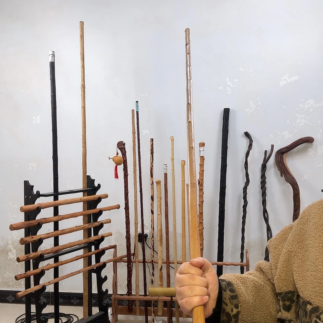 瑞***1红荀子鞭杆，，，，，，，，，