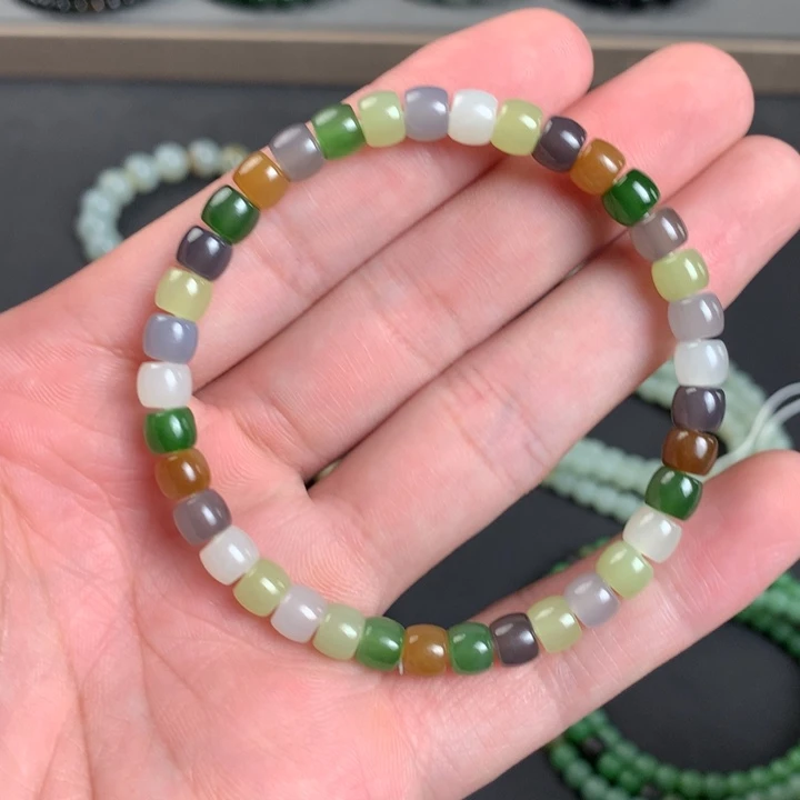 和田玉未镶嵌手串