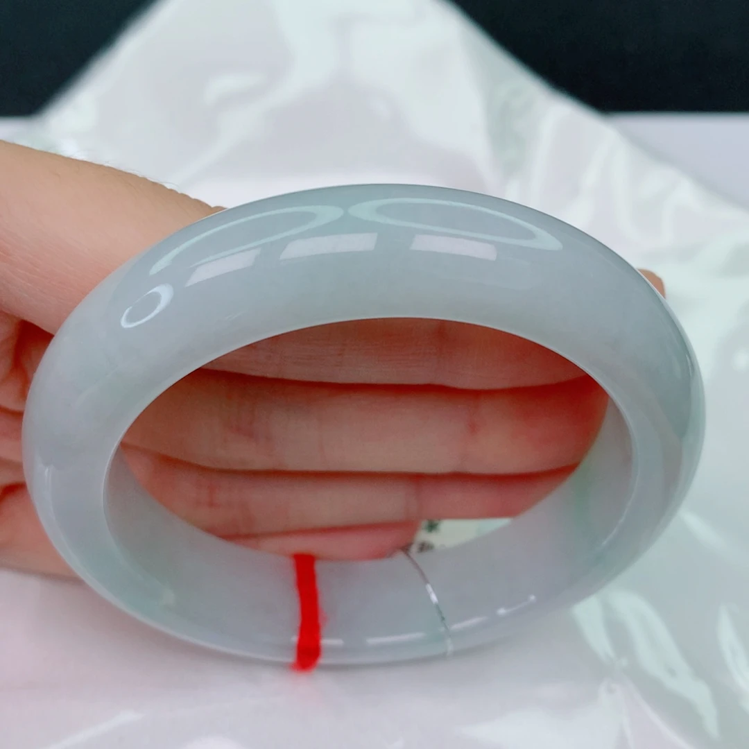 Y***o未镶嵌手镯翡翠52.6正圈