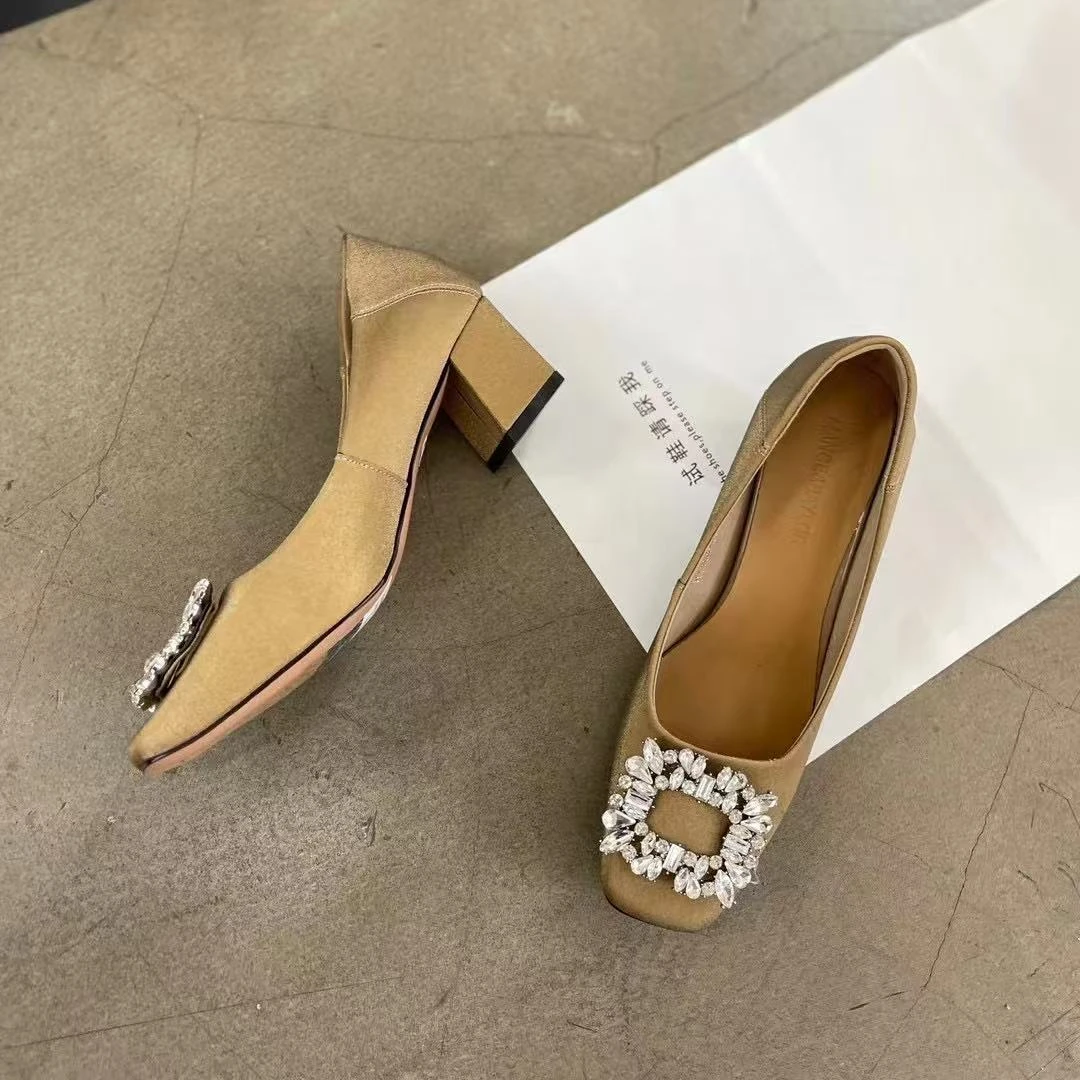 1104-26 春款新款牛皮水钻方头浅口粗跟单鞋气质通勤高跟鞋女