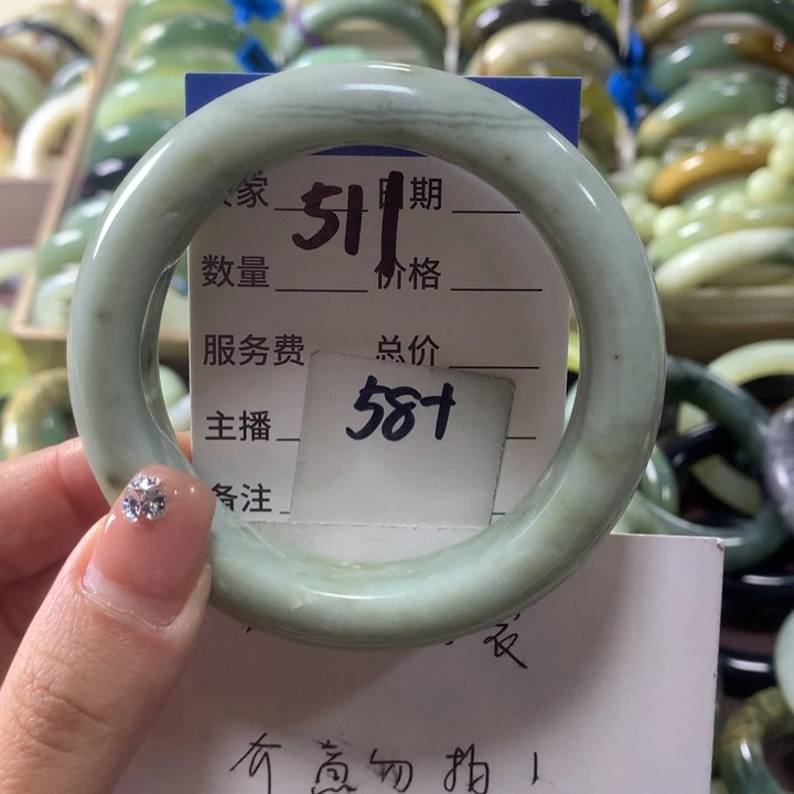 蛇纹石玉未镶嵌手镯511