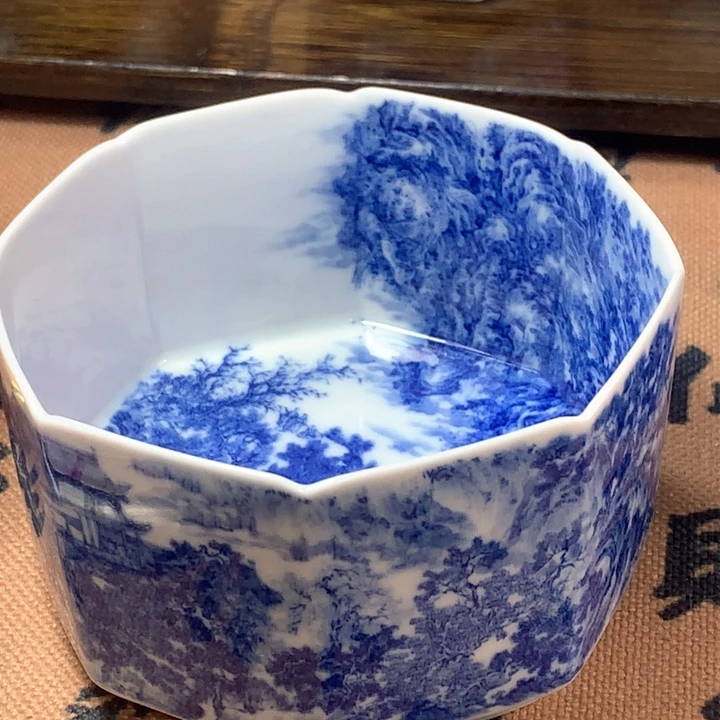 燕***然青花山水满工八方杯