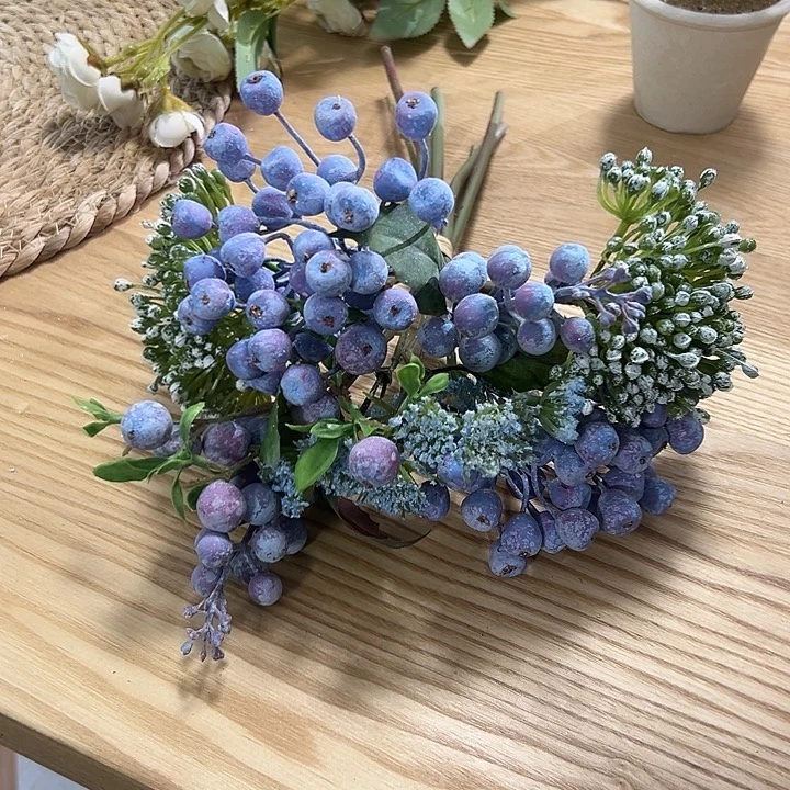 一口价 蓝紫色浆果
