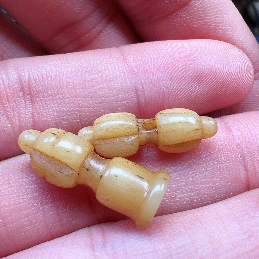 和田玉颈饰未镶嵌长**央