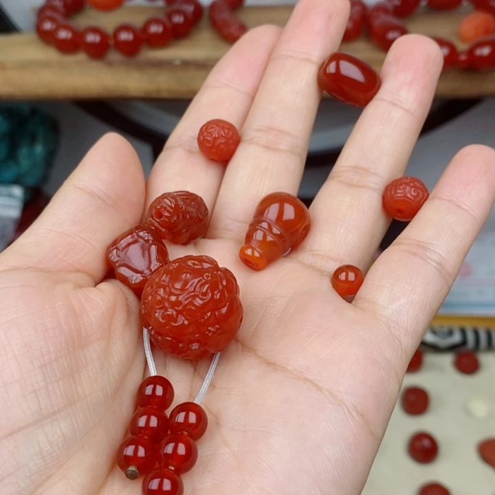 哎***！玛瑙/玉髓未镶嵌颈饰