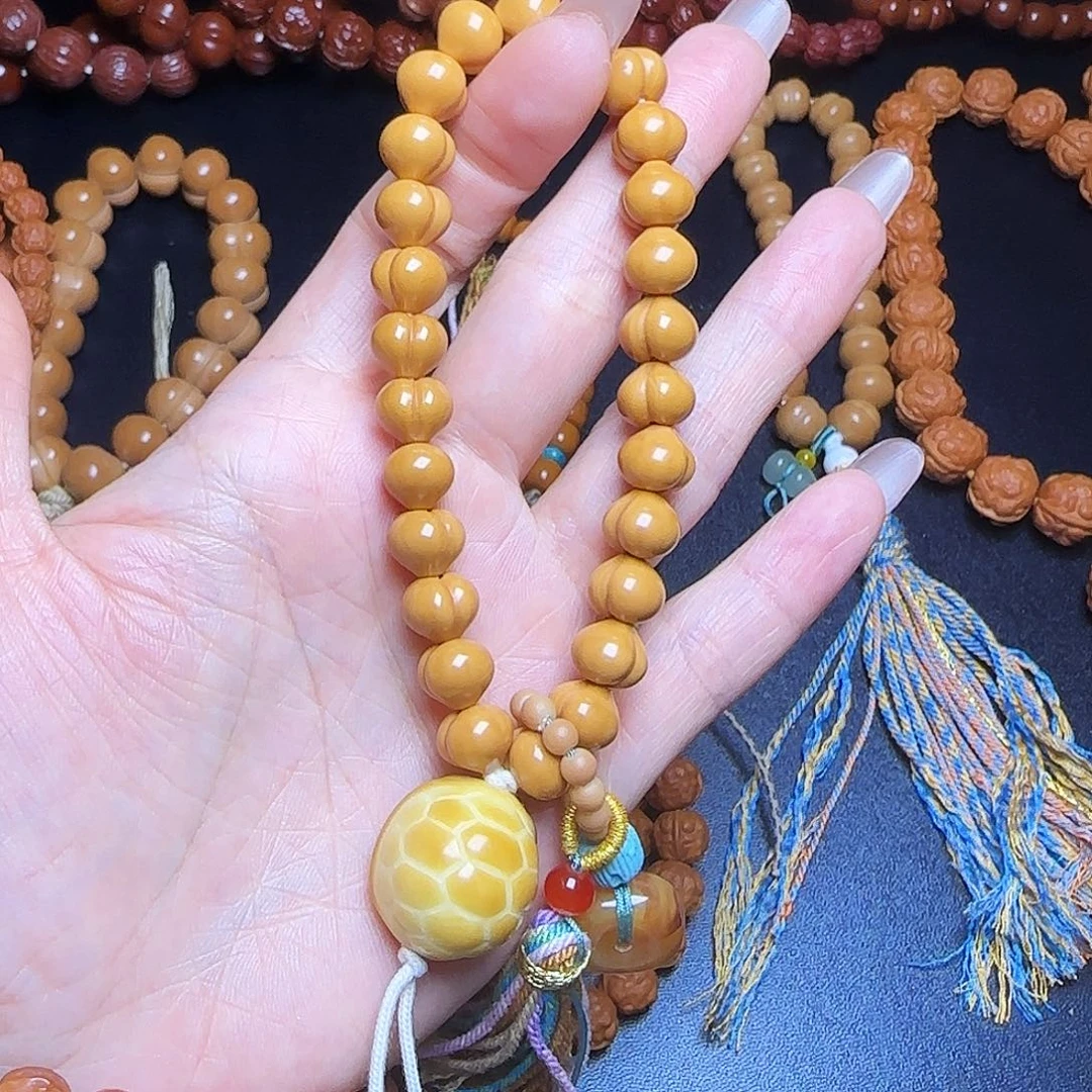 猴头核桃吊坠9➕屁桃手持富甲