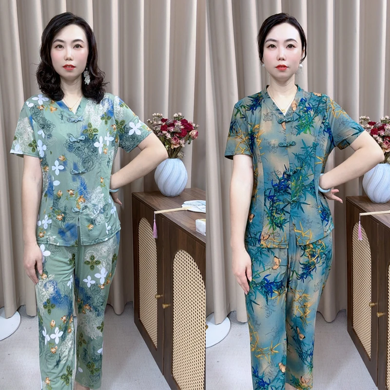 中老年女装妈妈装妈妈V领上衣显瘦40-50岁洋气大码高档中老年套装