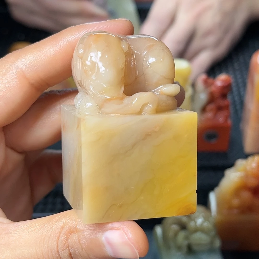寿山石印石你说是谁就让我们