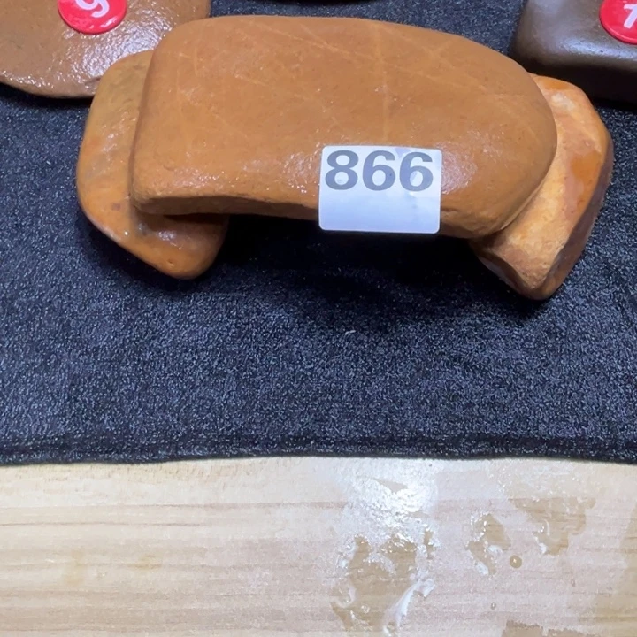 兔***哥香榧木木头人的名字叫做阿