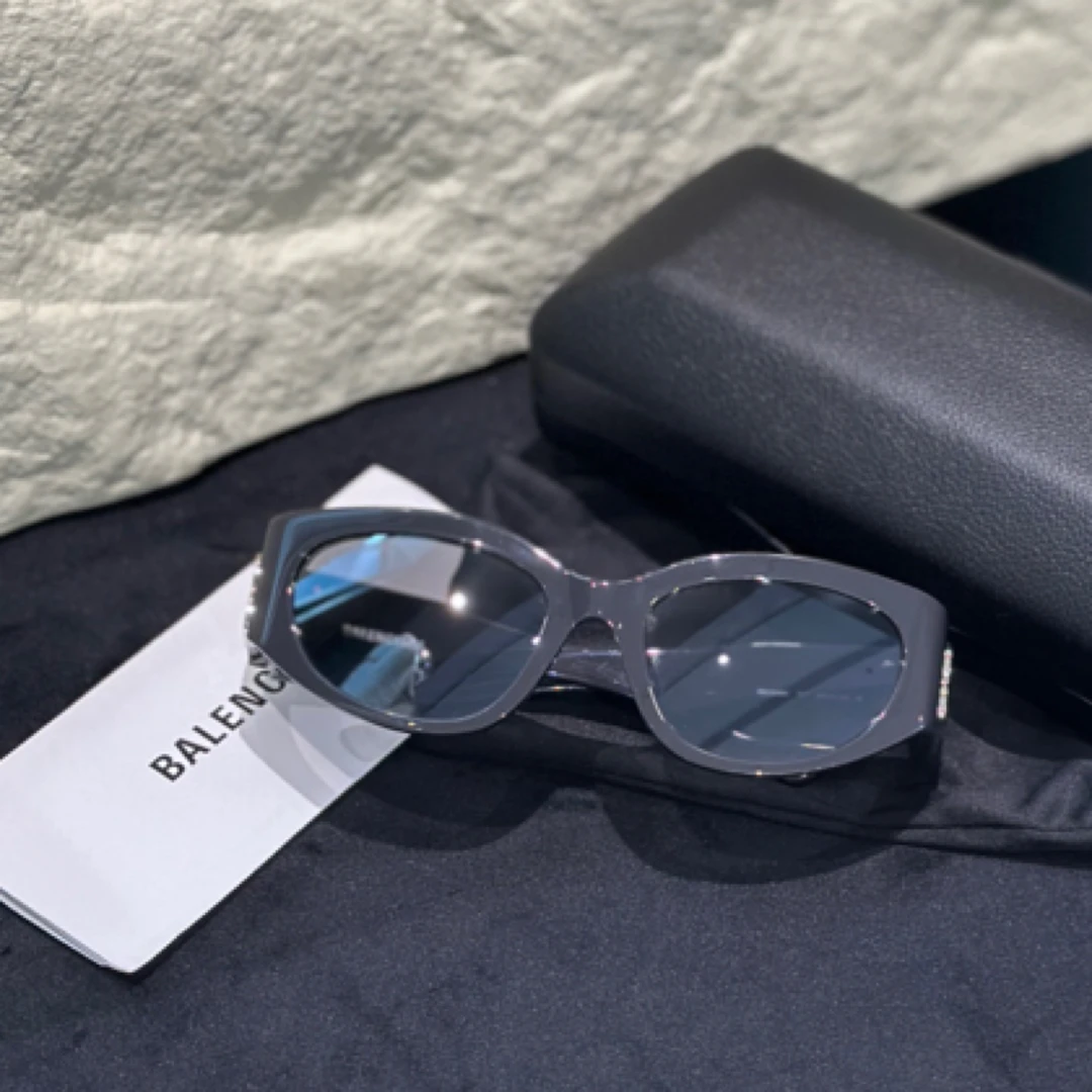 未使用 Balenciaga/巴黎世家 全新 BB0324sk 007 猫眼太阳镜6912