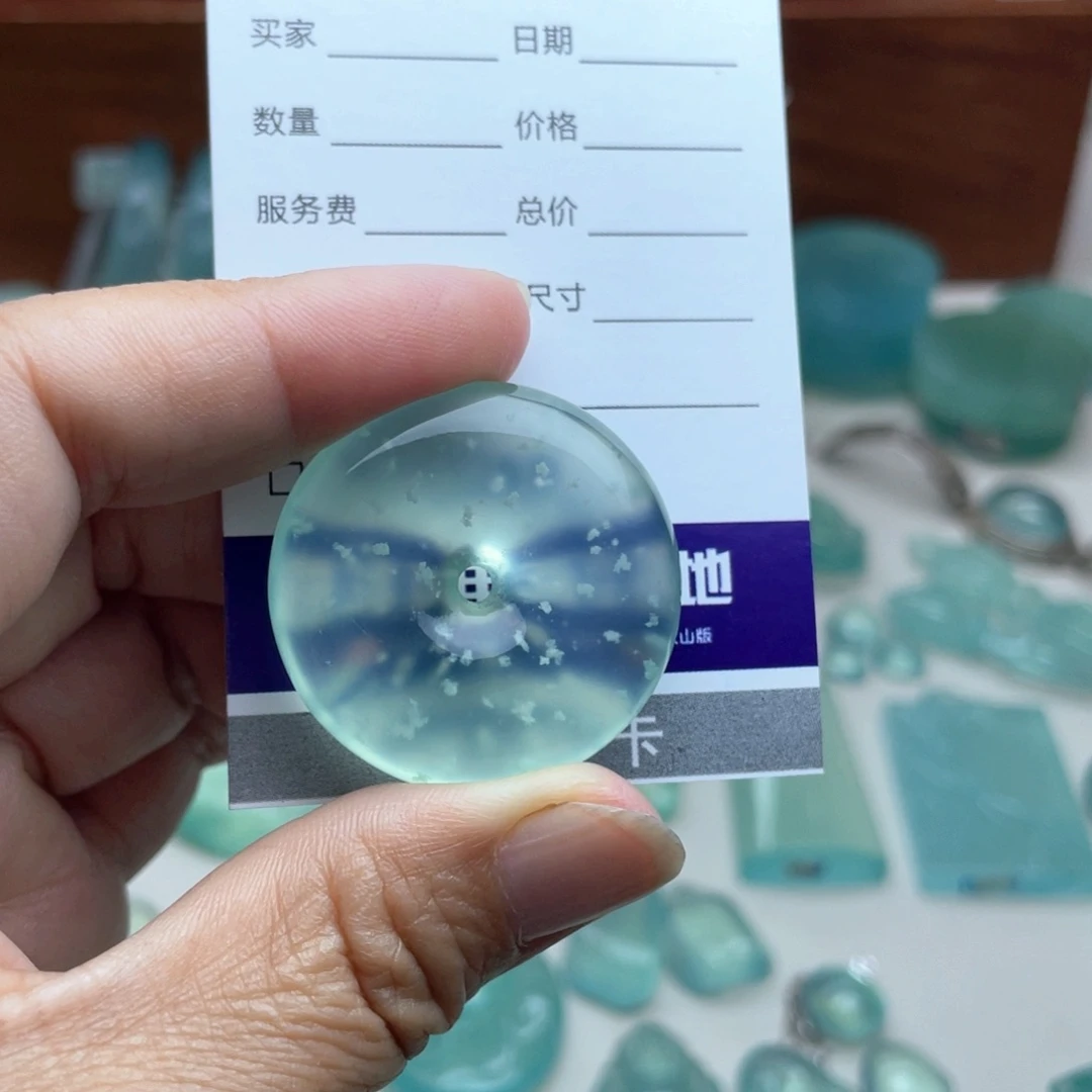 未镶嵌蛇纹石玉颈饰