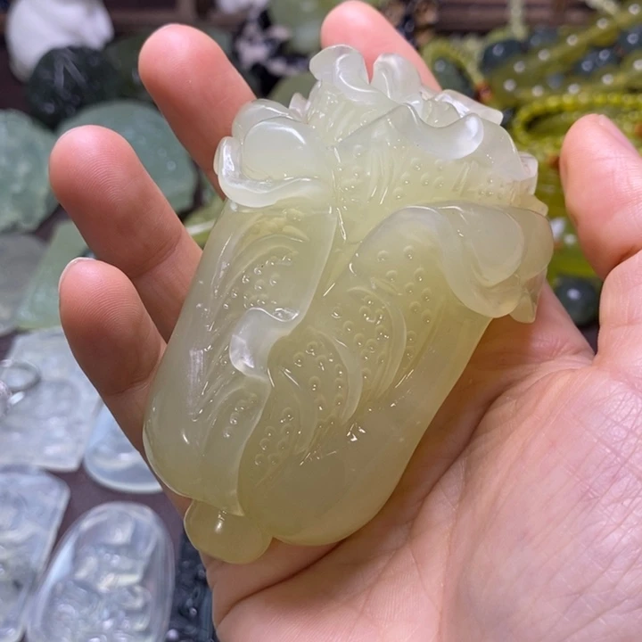 甲***巽岫玉未镶嵌岫玉手把
