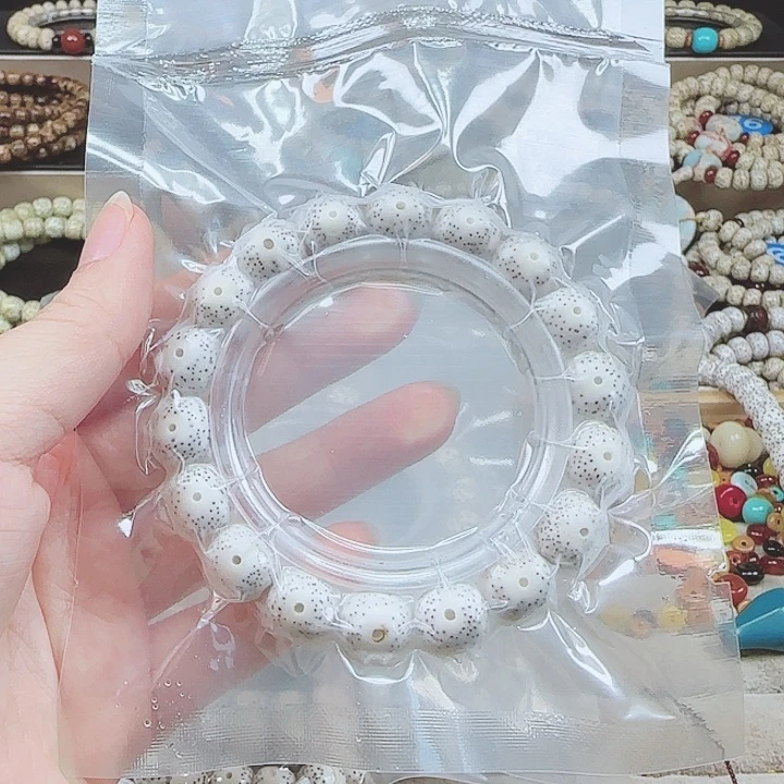 星月菩提手串诠***。海南星月菩提