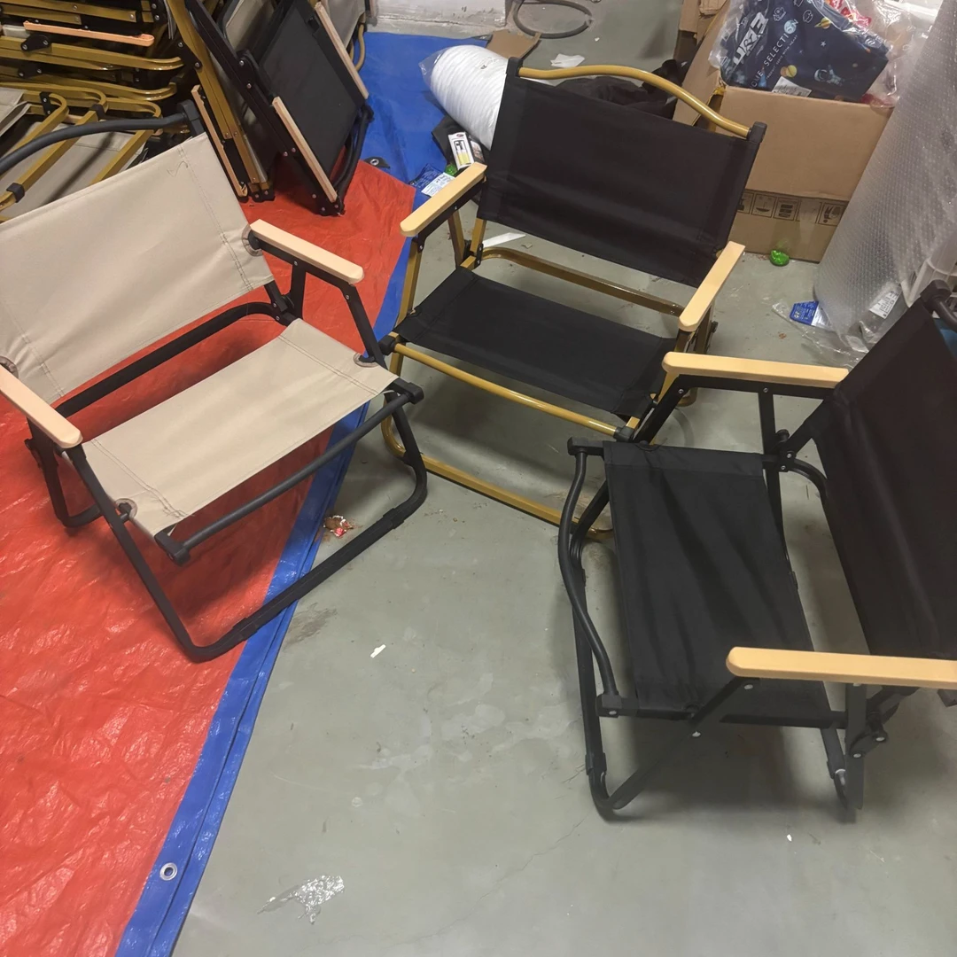 中号克米特椅发2张，颜色随机发