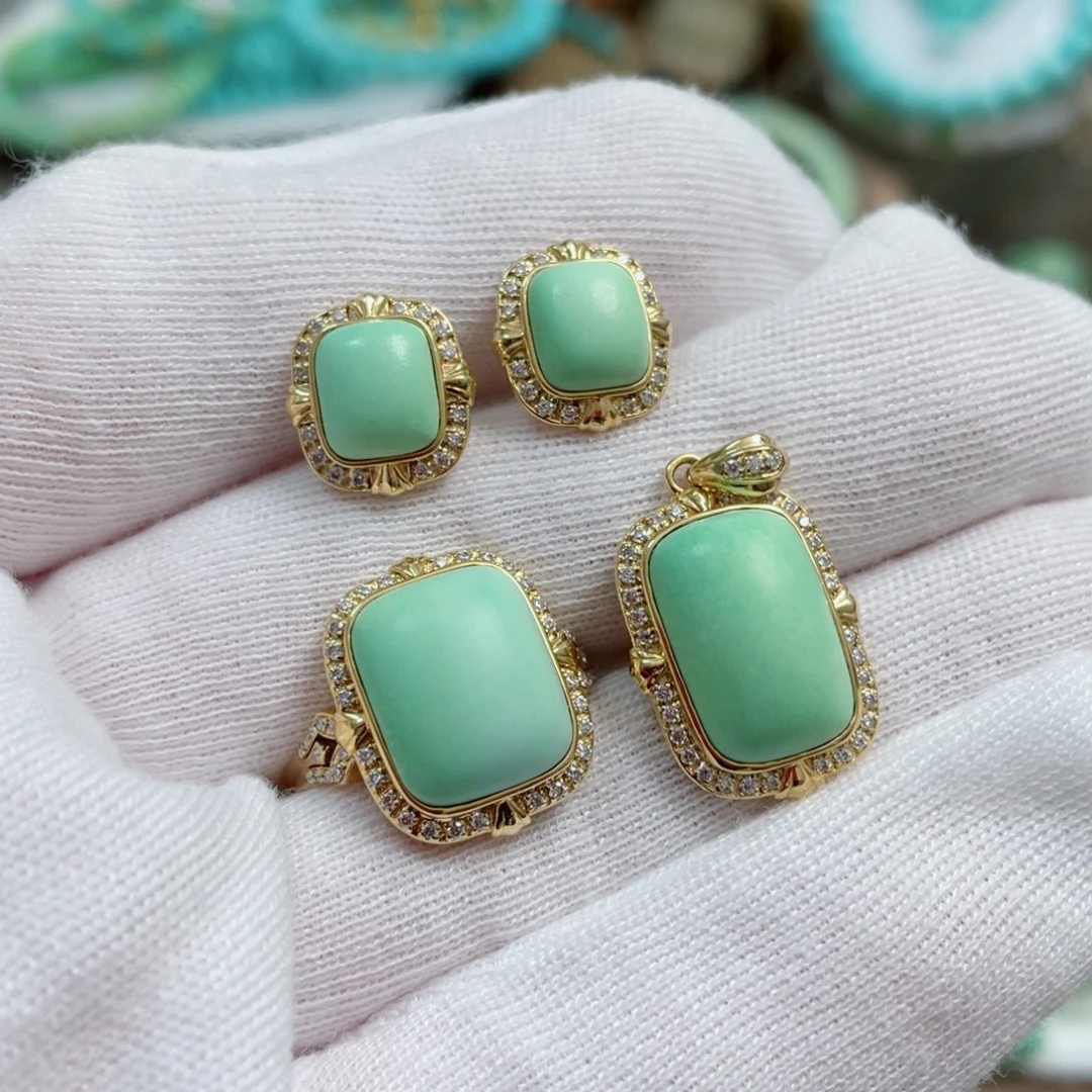 绿松石珠宝奇石18K金镶嵌