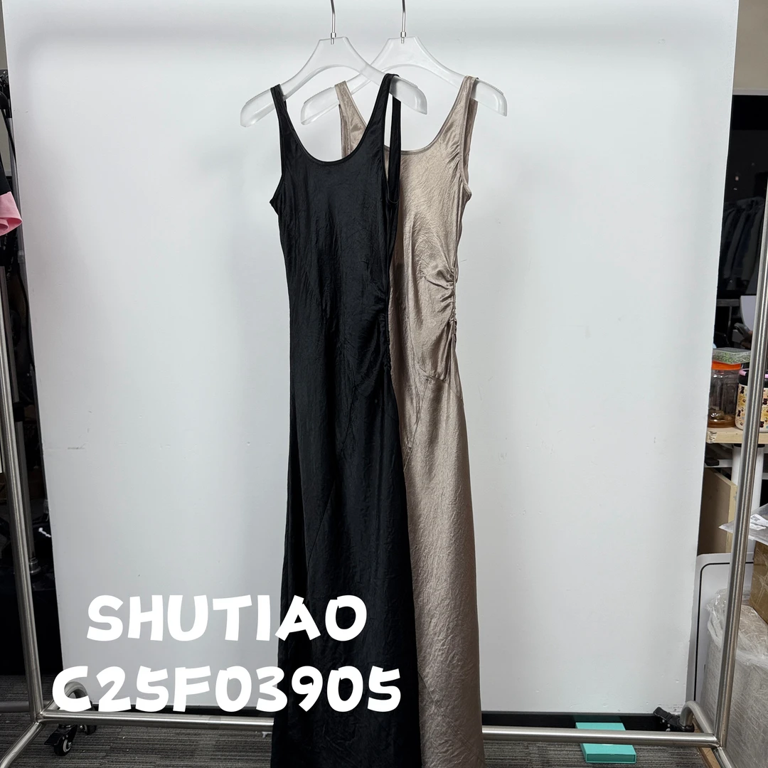 【SHUTIAO】2025夏季：新款小众设计款连衣裙C25F03905