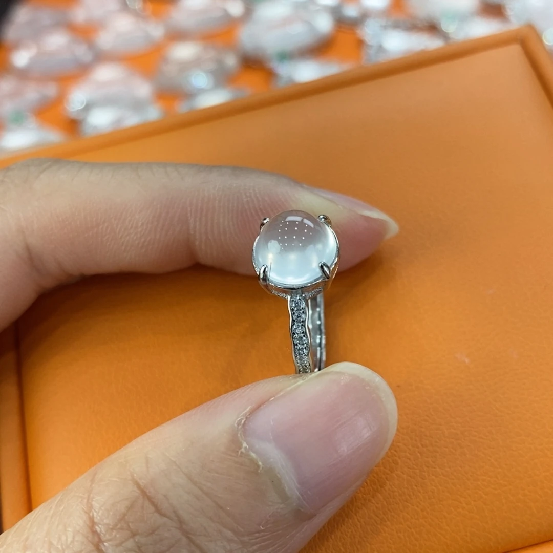 石英质玉吊坠(赠链)合金