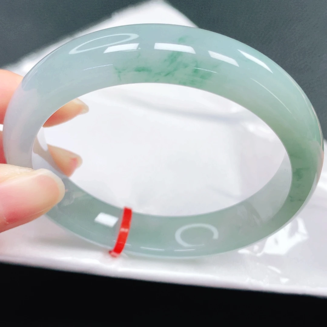 翡翠未镶嵌手镯58圈