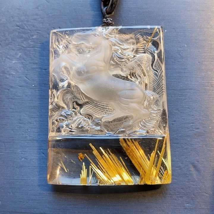 颈饰未镶嵌发晶天然白体黄钛晶生肖龙马精神无事牌