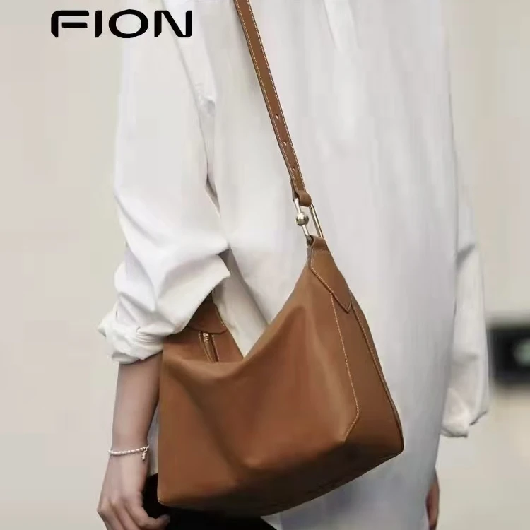 Fion/菲安妮植鞣皮腋下hobo包新款真皮慵懒感包包女单肩斜挎软包