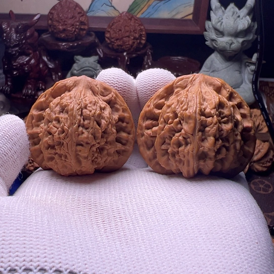 福****文玩核桃把件九山顶一代望月