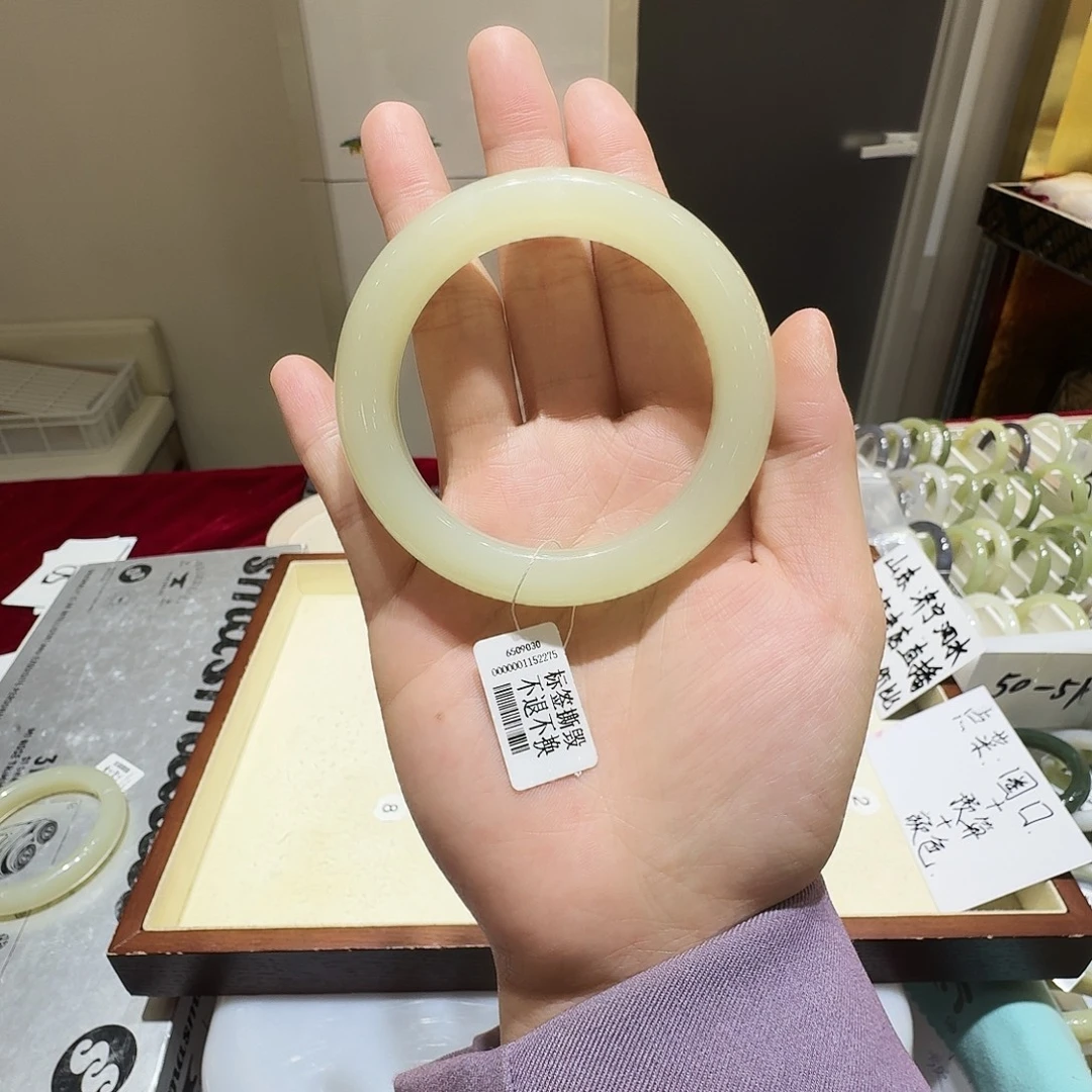 词***、和田玉未镶嵌手镯161