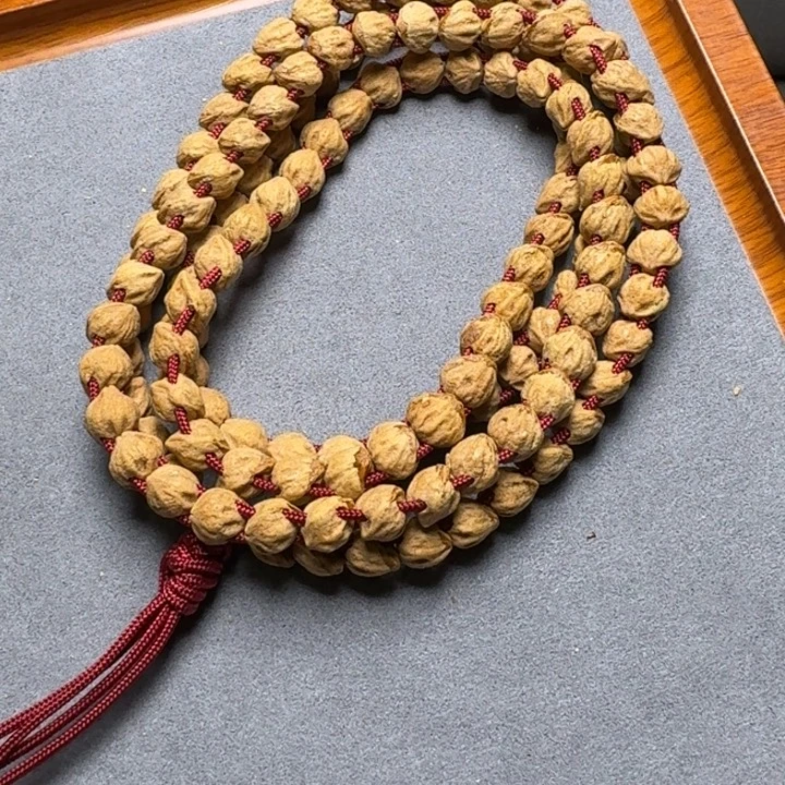 柏香籽/百香籽吊坠红牙蛇骨108