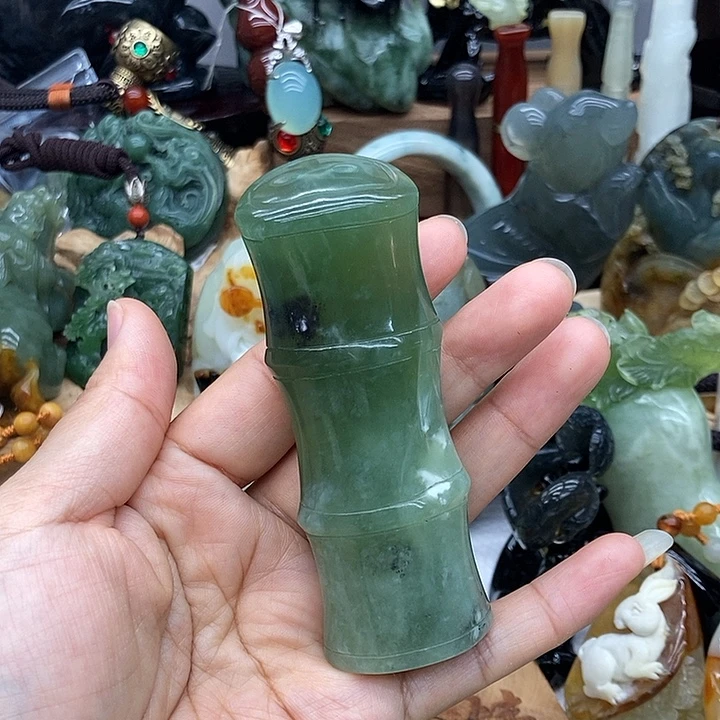 岫玉未镶嵌手把件