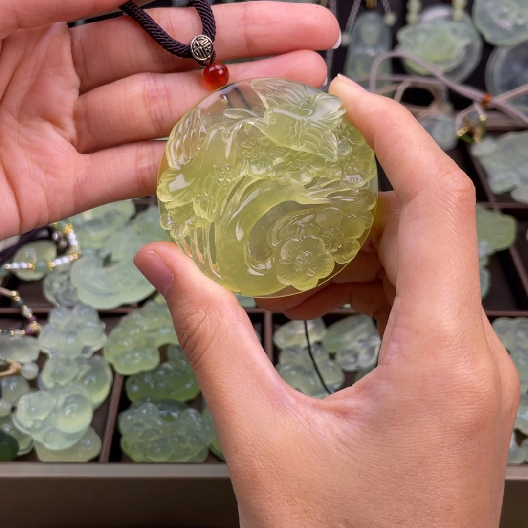 未镶嵌蛇纹石玉颈饰