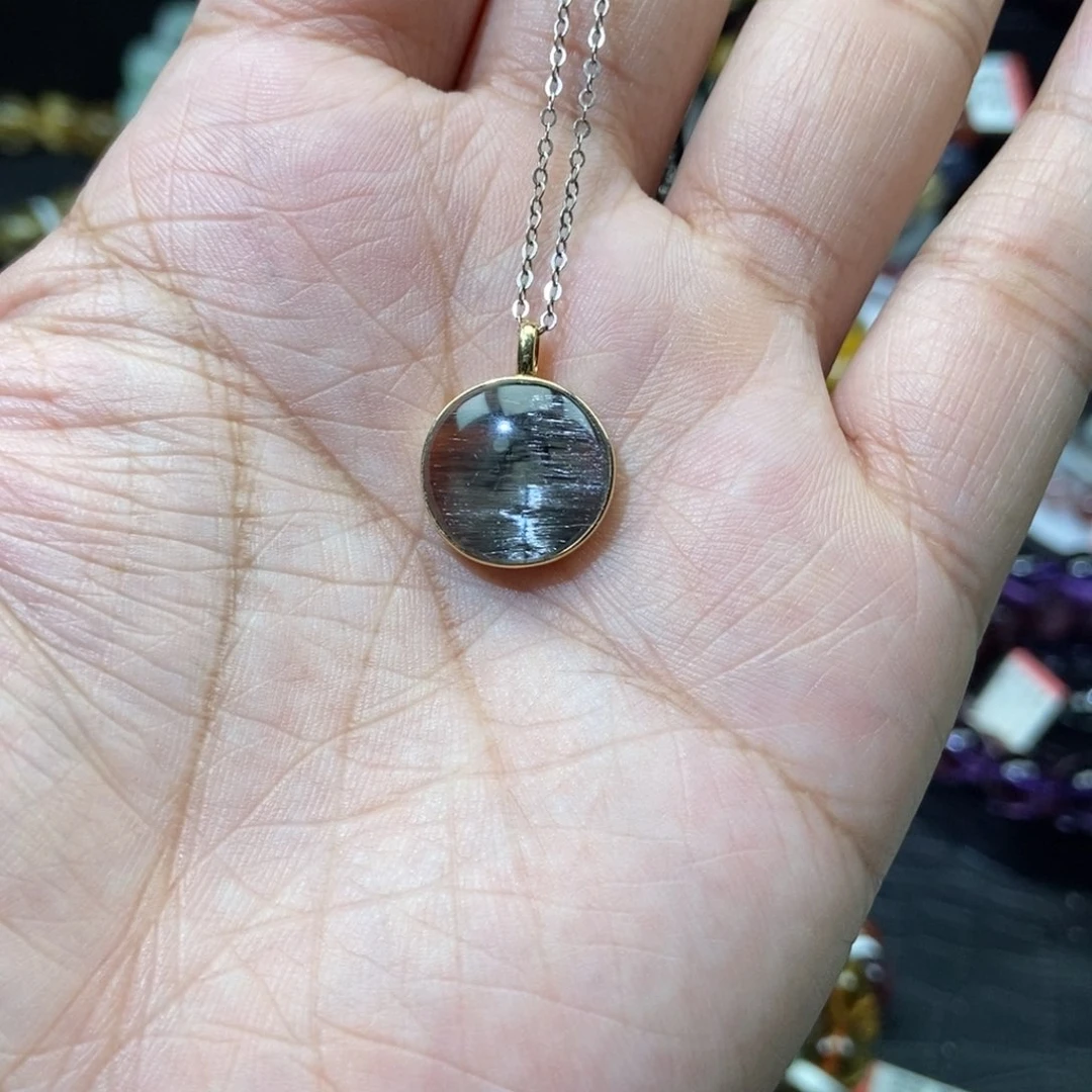 黑银钛吊坠18K金镶嵌水晶