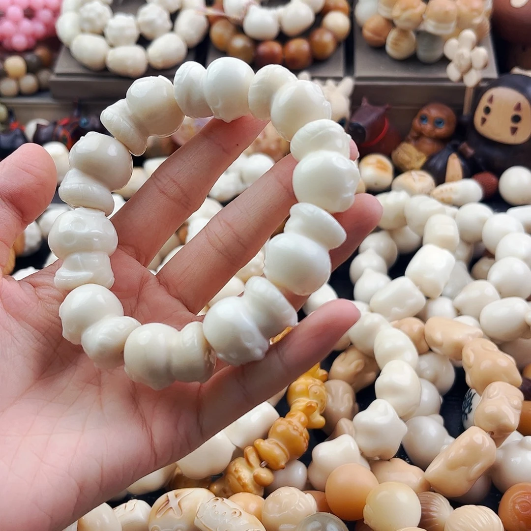 吊坠菩提根/象牙果小蛇