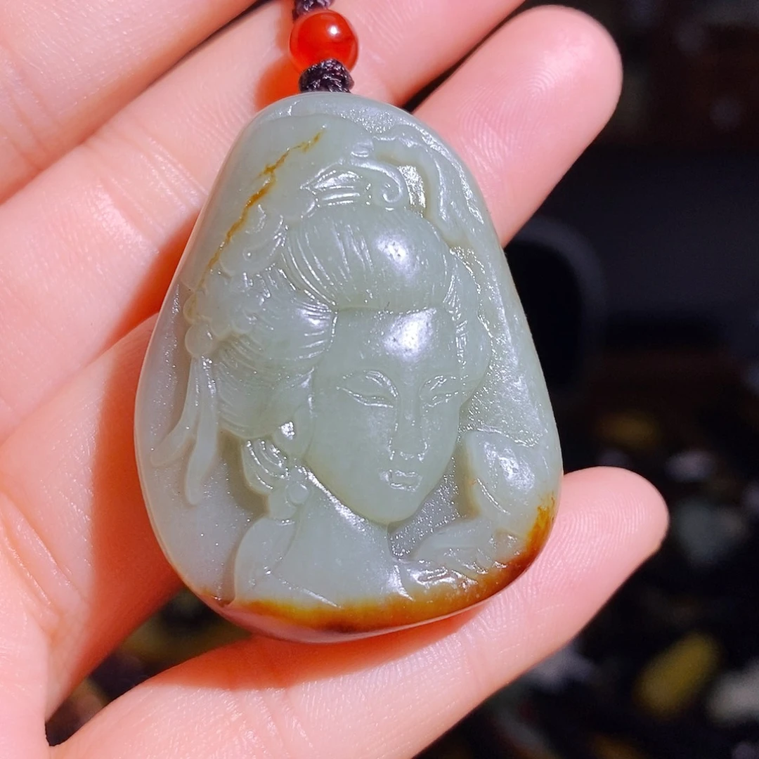 和田玉颈饰未镶嵌