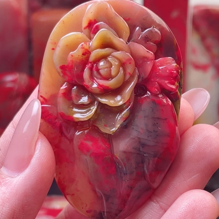 巴林鸡血石用****8水草地