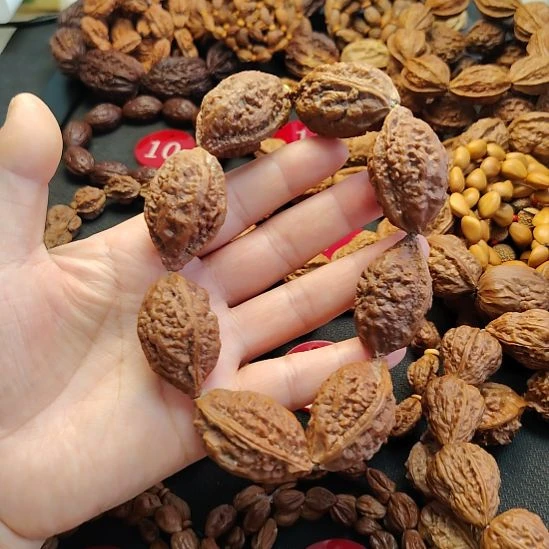 文玩核桃吊坠波波6大鳄鱼背