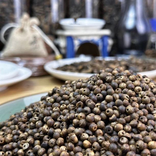 高油瑕疵珠子，熏香家用，每一颗基本都有瑕疵，嫌弃勿拍