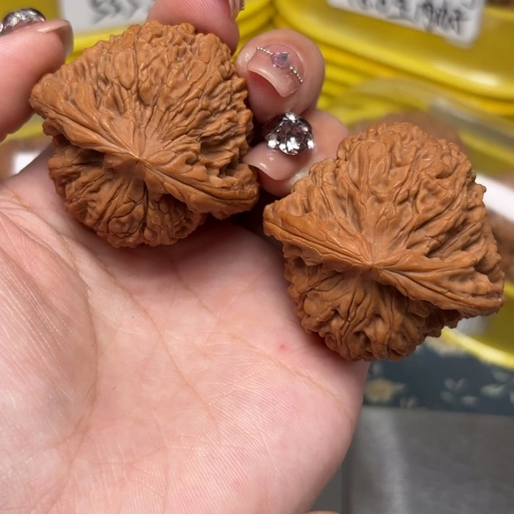 文玩核桃吊坠45-18129-02