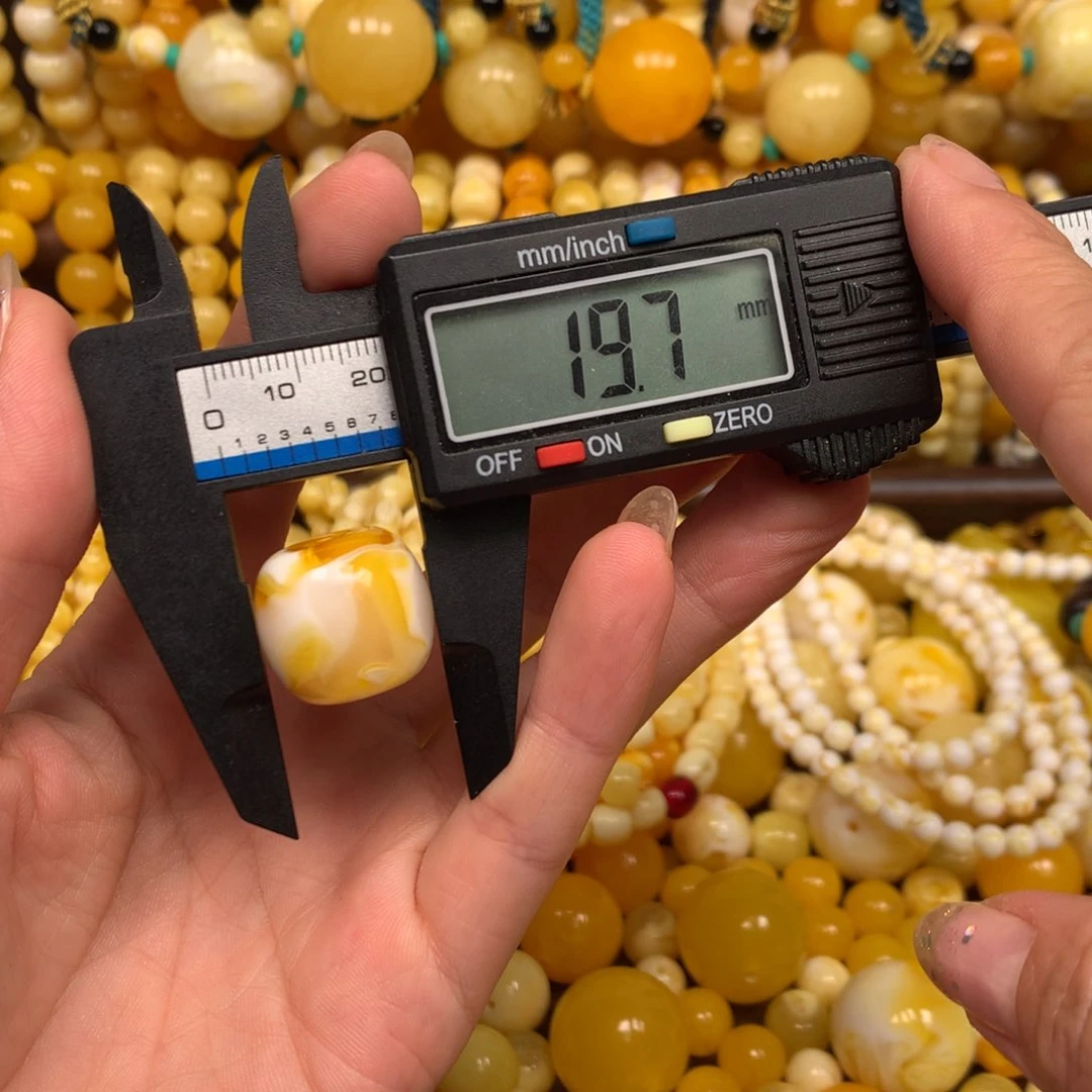 无非金属仿琥珀59