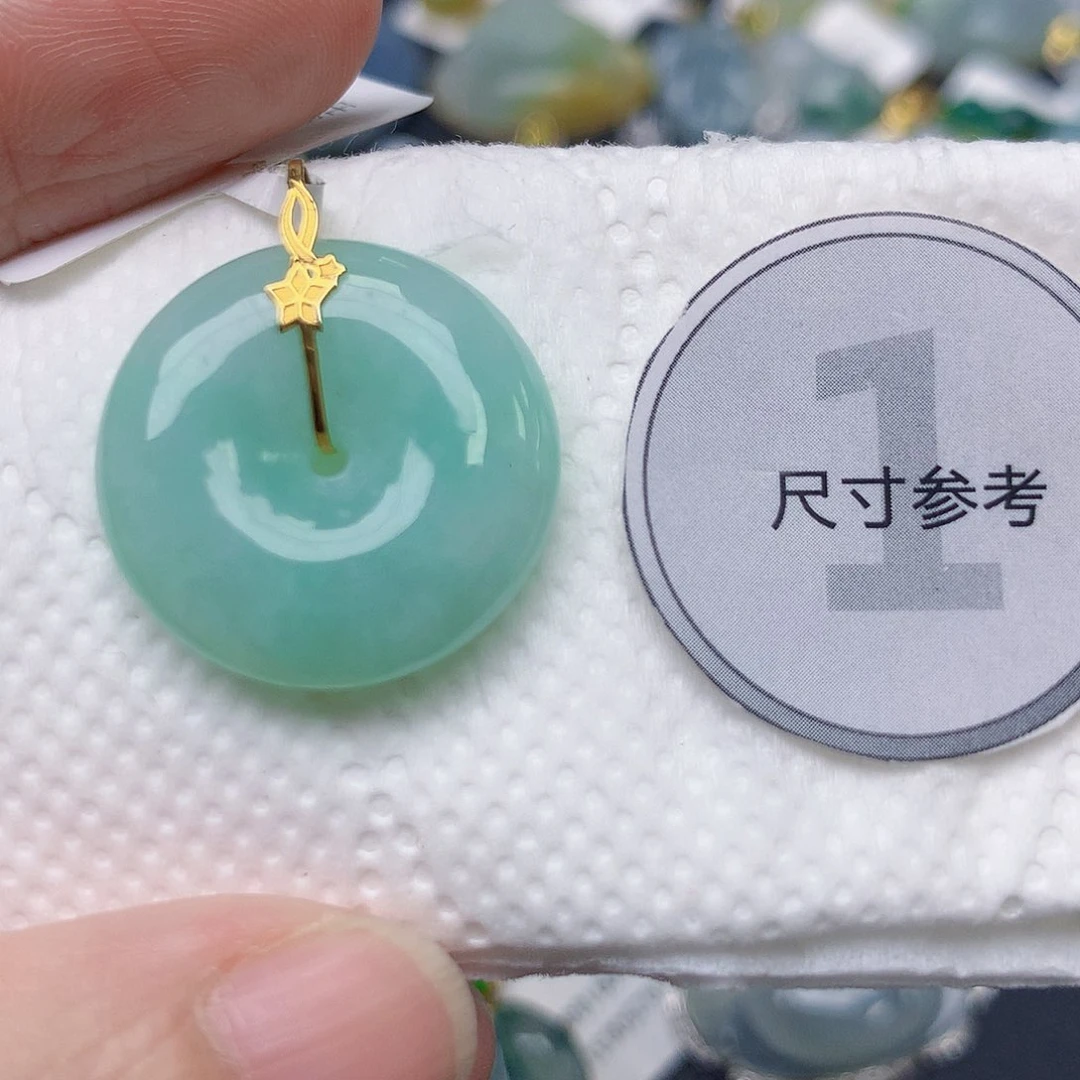 颈饰18K金镶嵌翡翠天然缅甸Ａ货翡翠