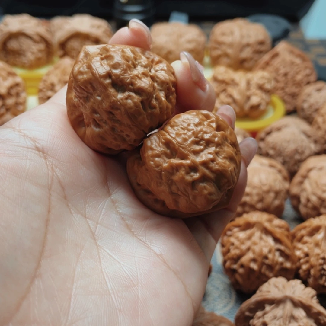 桃核把件35古蟾微修打底