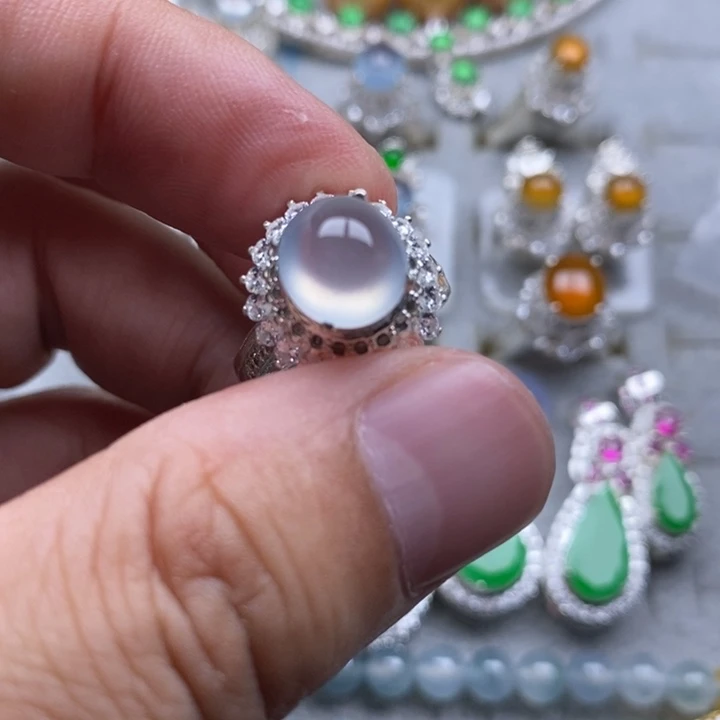 定制翡翠未镶嵌高冰9.6mm